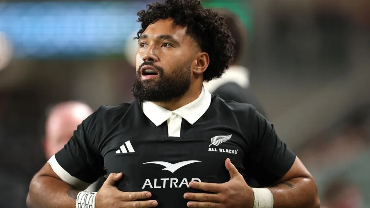 Newcastle Delay Fineanganofo Move to Chase World Cup Dream
