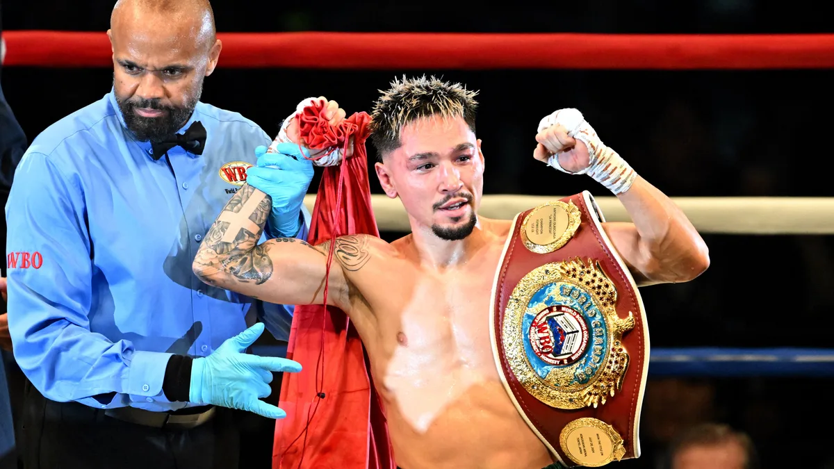 Anthony Olascuaga Joins Matchroom to Face Yuberjen Martinez