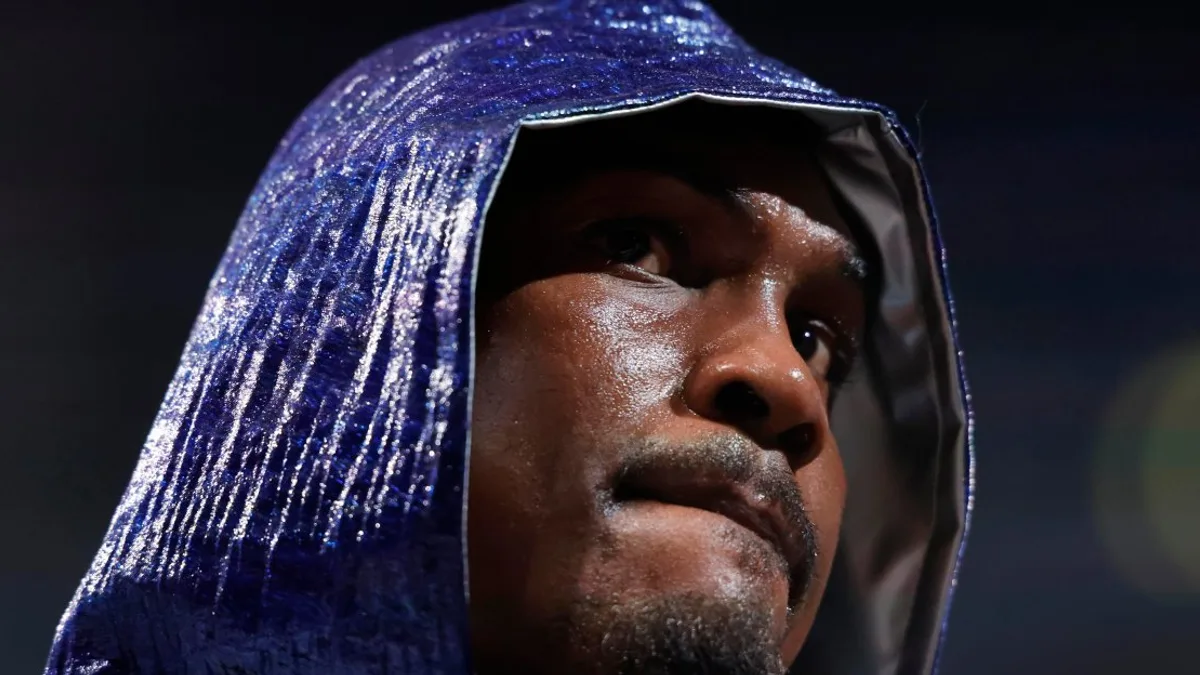 Jermall Charlo Injured Out; Resendiz Steps In For Mazoudier
