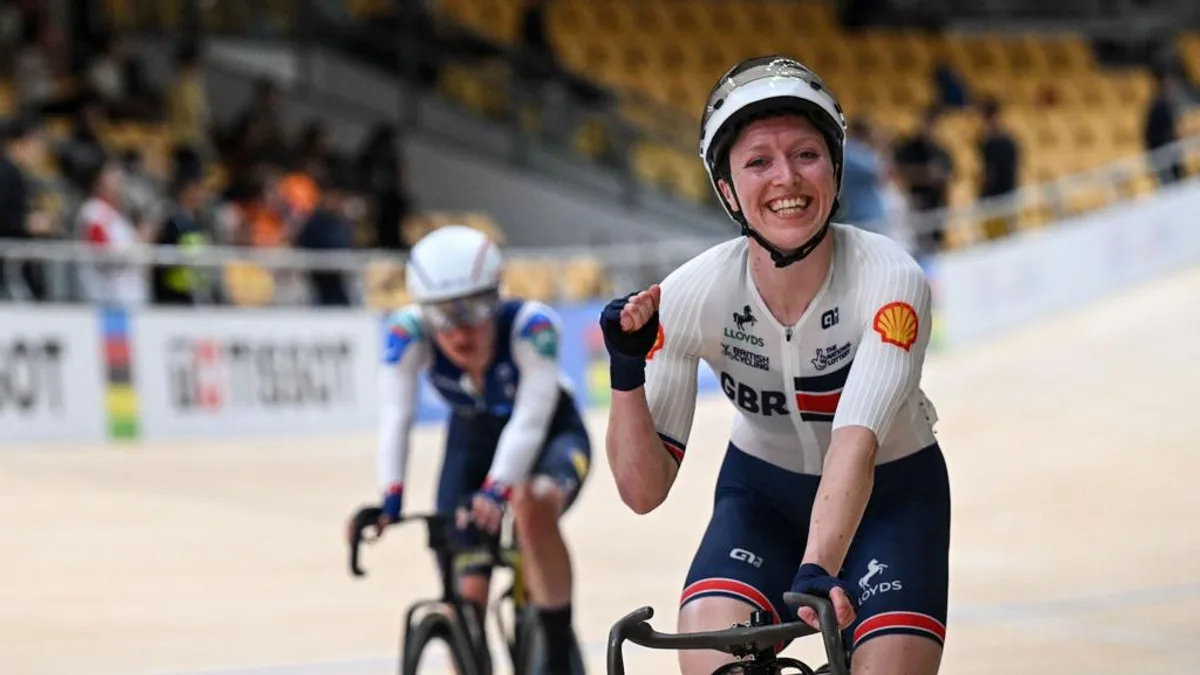 Anna Morris Completes Historic World Championships Hat-Trick