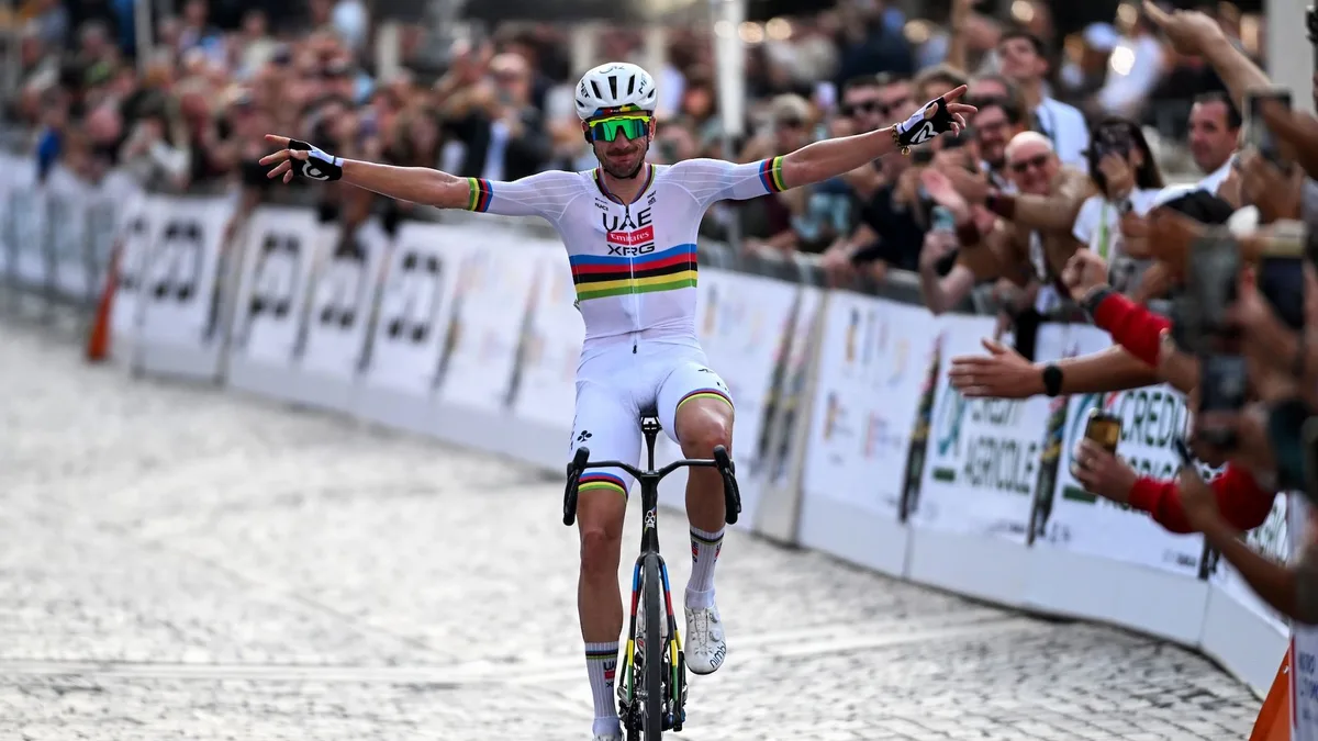 Brandon McNulty Wins Veneto Classic in Rainbow Stripes