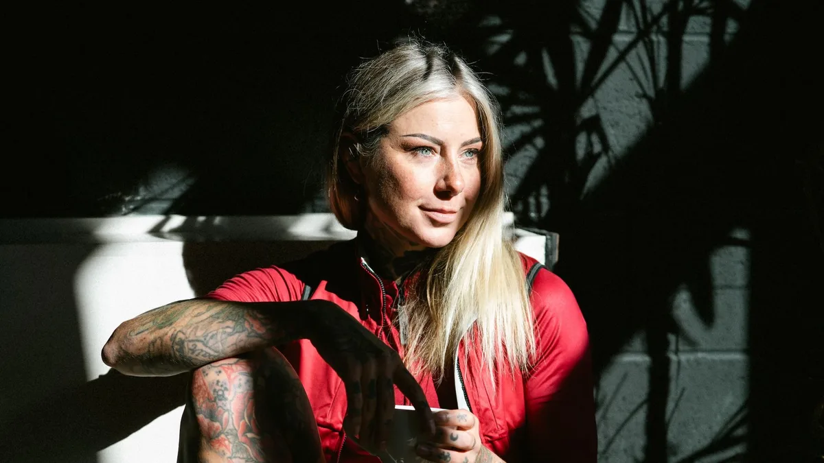 Sarah Ruggins Targets 75-Day Round-the-World Cycling Record