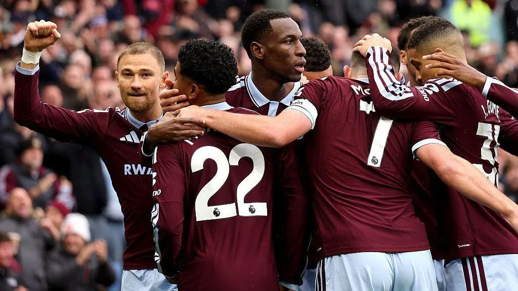 Jackson Double Ends Man City Perfect Start as Villa Win 2-1 Jackson Double Ends Man City Perfect Start as Villa Win 2-1