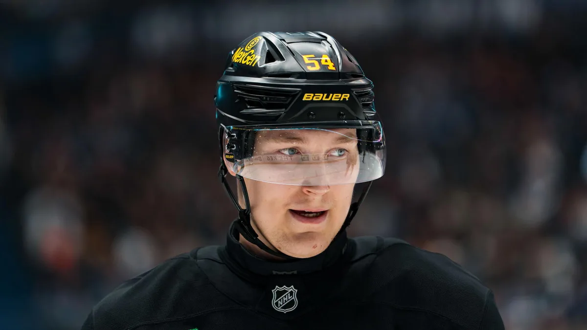 Maple Leafs Acquire Aatu Raty From Canucks in Forward Swap