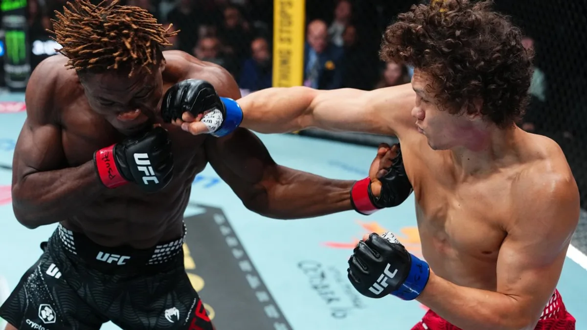 Roman Kopylov Stuns Ateba Gautier With First-Round KO at UFC 332