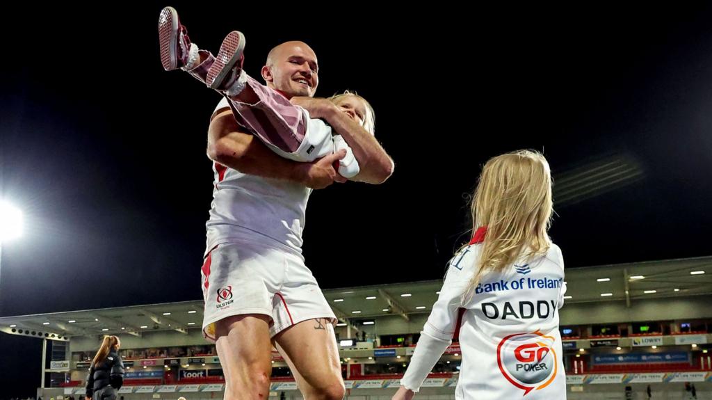 Stockdale Marks 150th Ulster Cap With Two Tries in Munster Draw