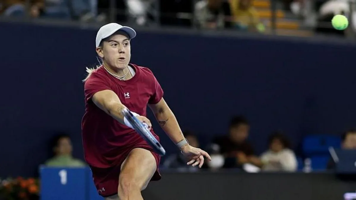 Kartal Stuns Kalinina in Wuhan on Return From Back Injury