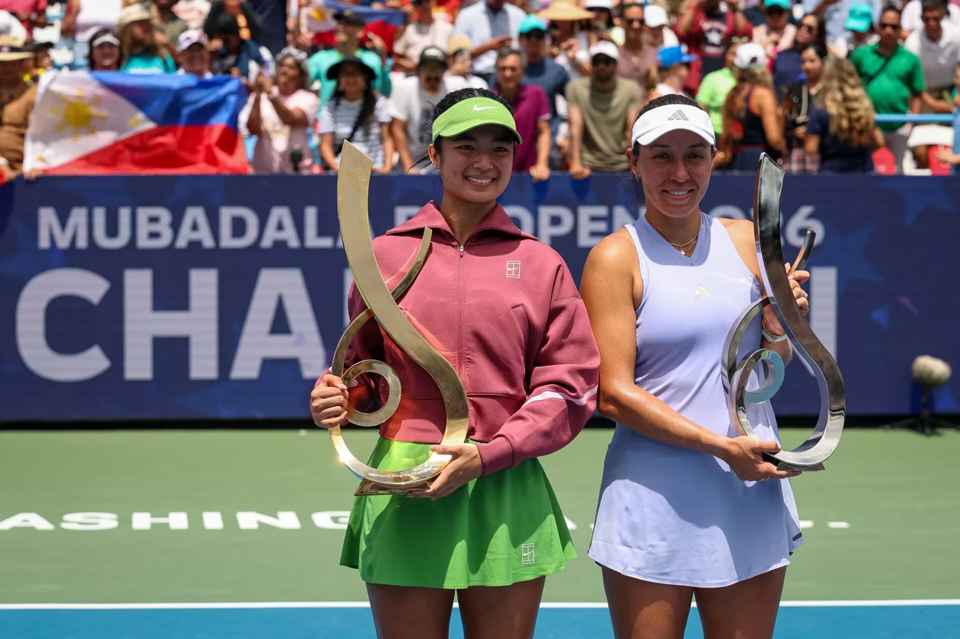 Pegula Coach Knowles Hails 'Incredible' Eala Amid WTA Depth Pegula Coach Knowles Hails 'Incredible' Eala Amid WTA Depth